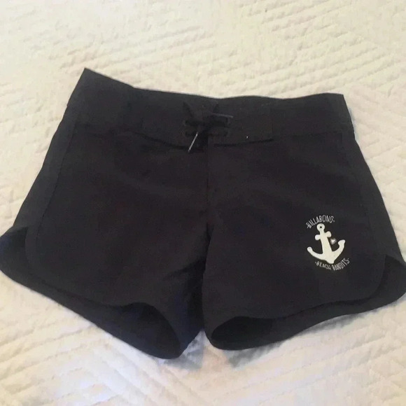 Billabong board shorts nwt - Picture 1 of 2